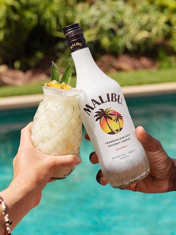 rượu rum malibu hương dừa 