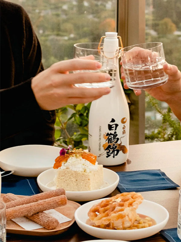 Rượu sake junmai daiginjo hakutsuru nishiki