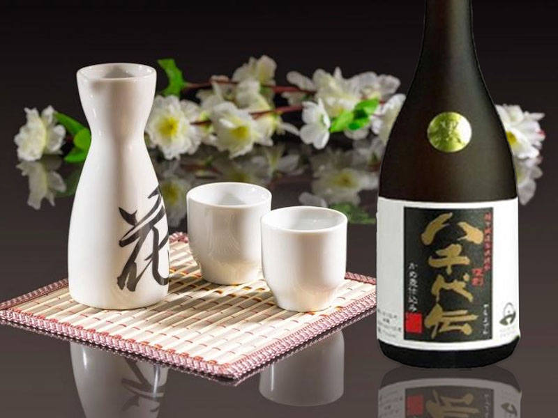 rượu shochu nhật bản yachiyoden kuro imo