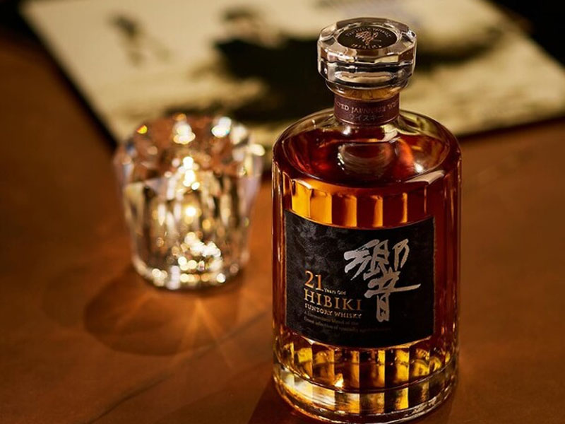 rượu hibiki 21 năm
