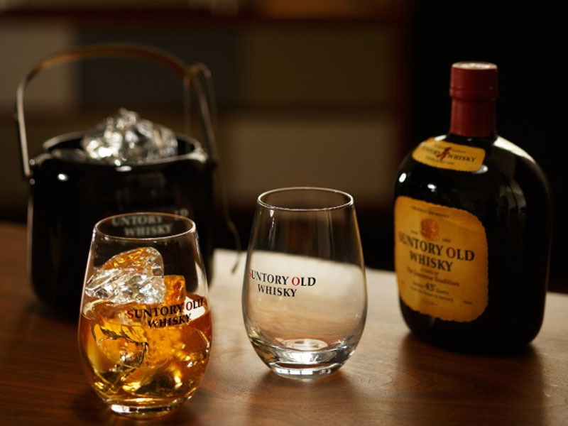 rượu suntory old whisky
