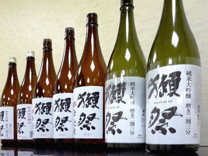 Chi tiết các chai sake nổi bật trong danh sách Chi tiết các chai sake nổi bật trong danh sách