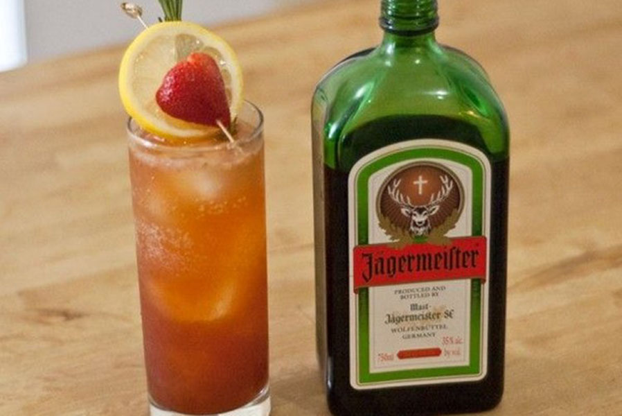 Rượu thảo mộc jagermeister: Nguồn gốc, cách uống