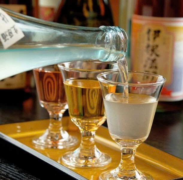 sake hakushika 300ml: có ngon hơn junmai tarusake? sake-hakushika-300ml-co-ngon-hon-junmai-tarusake Sake hakushika 300ml: Có ngon hơn junmai tarusake?