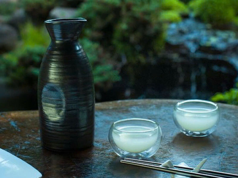 uống sake nóng hay lạnh ngon nhất? bí quyết cho người sành! uống sake nóng hay lạnh ngon nhất? bí quyết cho người sành!