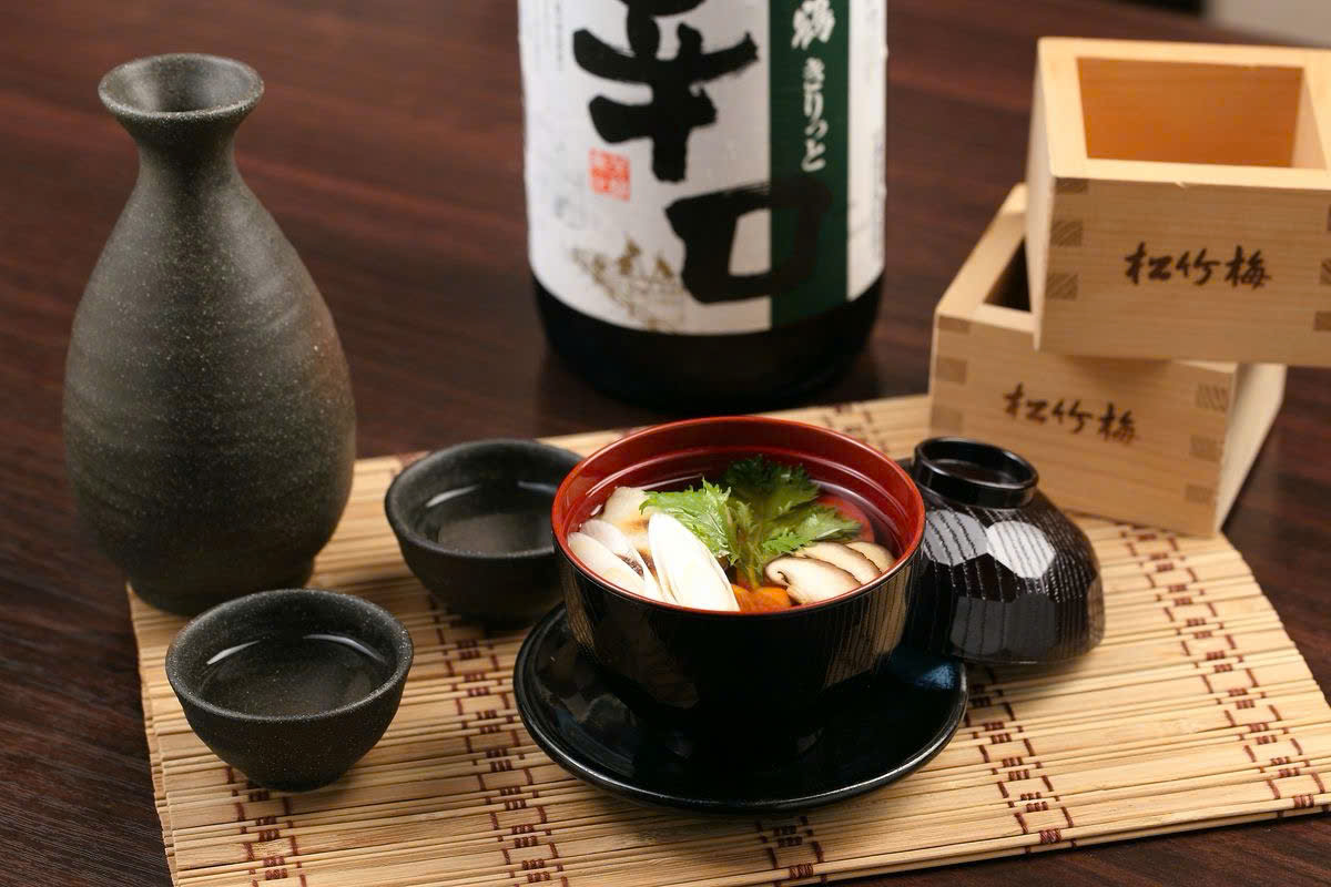 nhiệt độ thưởng thức sake: bí quyết đánh thức hương vị